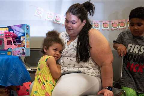 Pandemic Aid Programs Spur a Record Drop in Poverty