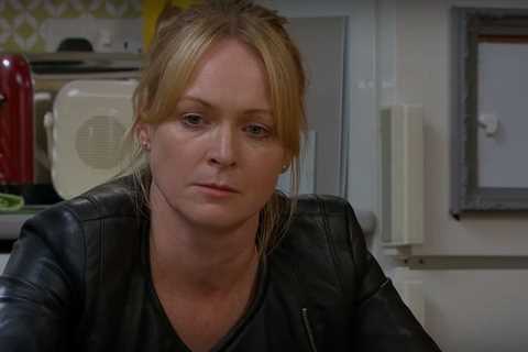 Emmerdale star Michelle Hardwick reveals she had to call the police over online trolling