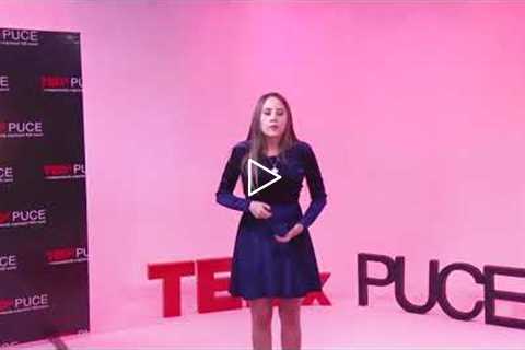 Sal de la matrix | Daniela Cueva | TEDxPUCE