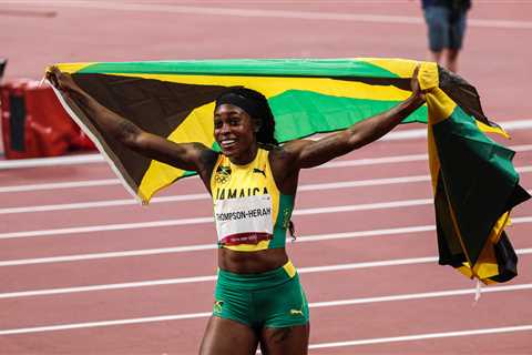Elaine Thompson-Herah wins her second gold, this time in the 200 meters.