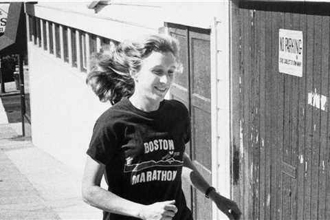 Joan Ullyot, Debunker of Limits on Women Who Run, Dies at 80