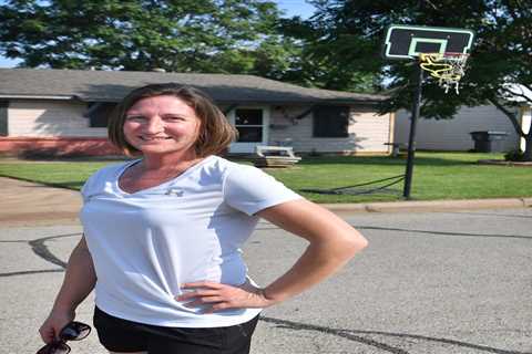 'It's not going anywhere': Texas mom wins court fight over basketball goal outside home