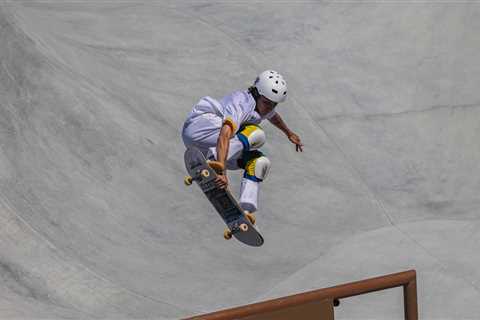 U.S. broadcast coverage on Thursday morning includes skateboarding, baseball and basketball.