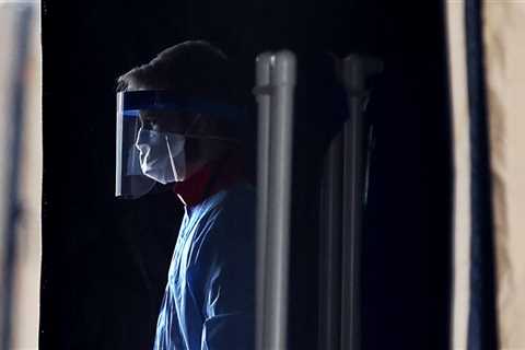 US life expectancy decreased by 1.5 years during the pandemic – the largest drop since WWII