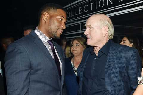 Michael Strahan Fires First Shot of 2021 NFL Season at Terry Bradshaw During Fox Pregame Show..