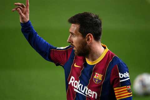 Lionel Messi Signs With Paris St.-Germain