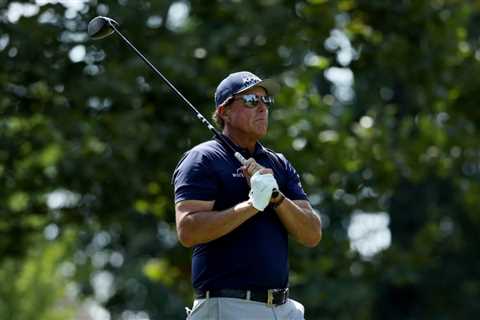 Phil Mickelson Reluctantly Admits He Doesn’t Deserve a Spot on the U.S. Ryder Cup Team: ‘It Would..