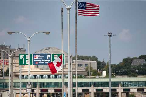 Canada Reopens to Vaccinated Americans but Few Rush to the Border