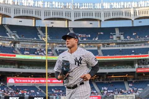 Anthony Rizzo is the latest Yankee to test positive for Coronavirus