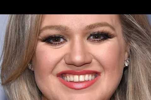 Kelly Clarkson celebrates long-awaited Prenup News amid Divorce