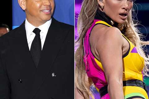 Moving on -- Jennifer Lopez Scrubs Pictures of Alex Rodriguez from Instagram and Unfollows Him