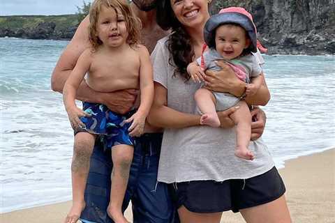QAnon-Obsessed Cali Surf School Owner Takes Kids to Mexico to Kill Them With Harpoon Because 'They..