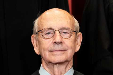 Liberals want Justice Breyer to resign. He might not resist.