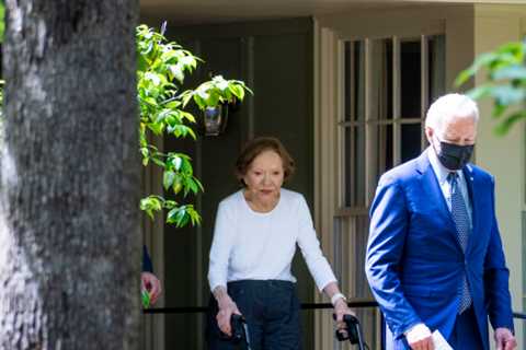 Biden Visits Carter in Georgia to Support Economic Agenda