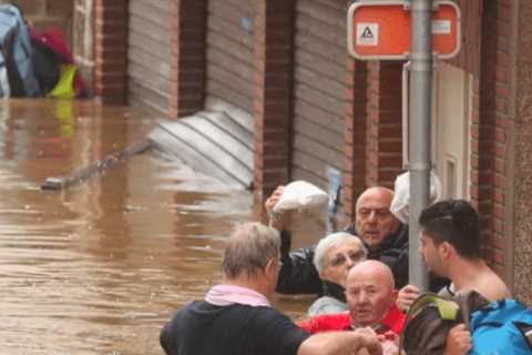 Prepare for extreme weather events in advance of disaster