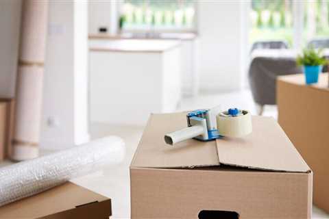 The Best Places to Buy Moving Boxes at a Cheap Price (or for Free)