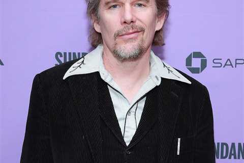 Ethan Hawke Says Robin Williams 'Irritated' Him on Dead Poet's Society Set, Thought Late Star Hated ..