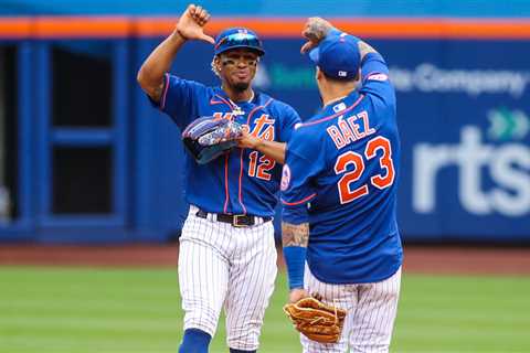 Queens' Mets Show Their Supporter a Bronx Cheer