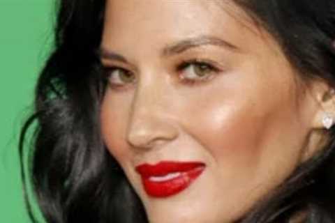 Why Olivia Munn and John Mulaney are so incompatible