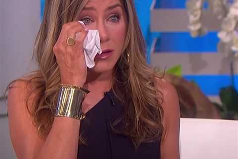 Jennifer Aniston Wound Up In Tears During Appearance on Ellen's Final Season