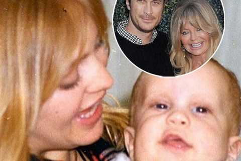 Goldie Hawn Recalls Harrowing Birth of Son Oliver Hudson: 'I Learned My Baby Might Die'