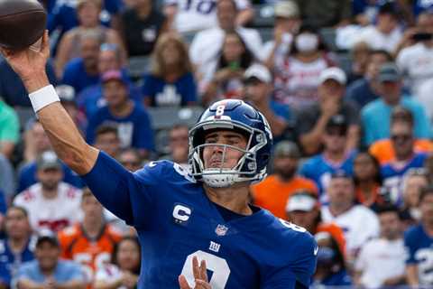 Saquon Barkley (and Fans) Returned. But So Did Last Season’s Giants.