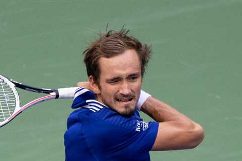 Daniil Medvedev easily advances to the U.S. Open Final