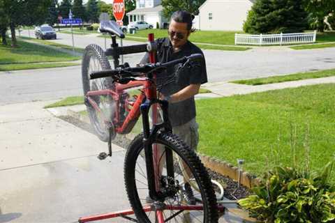 How to Clean and Maintain a Bicycle
