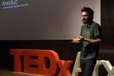 Crear desde lo que parece inútil | Diego Ingold | TEDxArxiduc