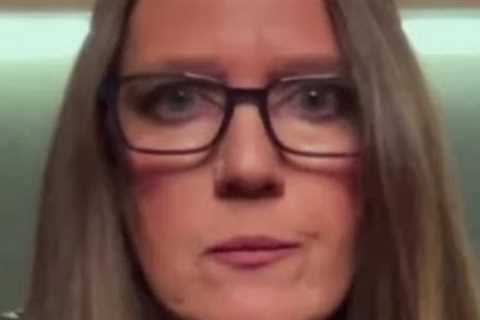 In Mary Trump's War Against Donald Trump
