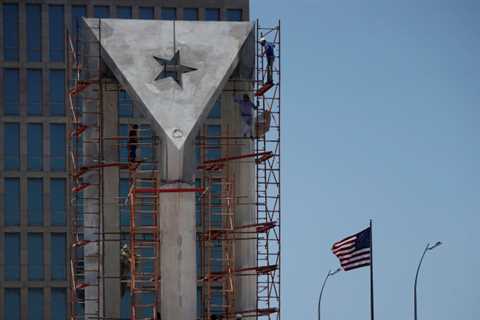 Pentagon asks personnel to report any symptoms of mysterious ailments
