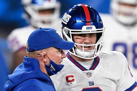 Between Giants’ Outmoded Offense and Injured Supporting Cast, Daniel Jones Behind the Eight Ball