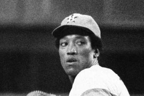 J.R. Richard, a fireballing pitcher whose career was cut short, dies at 71