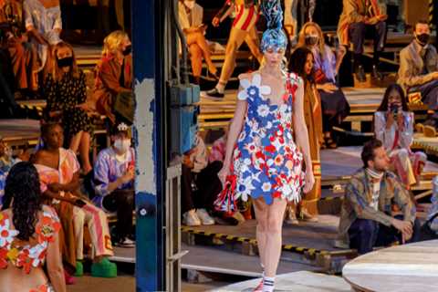 A Immersive and Absurdist Show You Will Never Forget