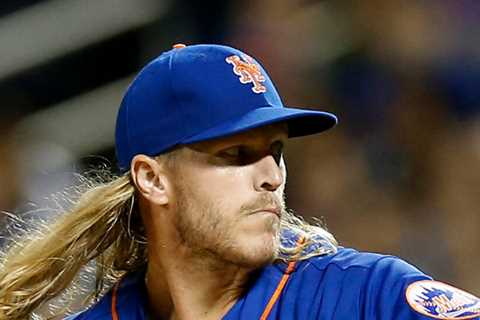 One Mets Ace Returns, and Another Is Shut down