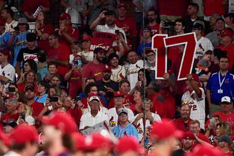 The Cardinals are in Elite Company with their 17th straight win