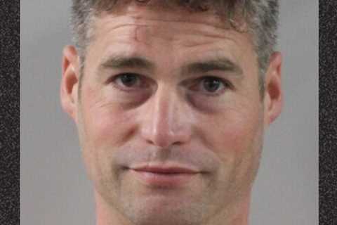 Electrician with Baseball Bat and Knife Kills Three Co-Workers at Their Rented House in Florida:..