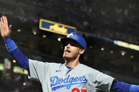 Dodgers Recover With a Win Over Giants