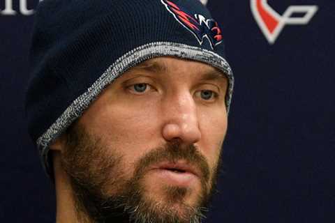 Alex Ovechkin can see Wayne Gretzky's N.H.L.