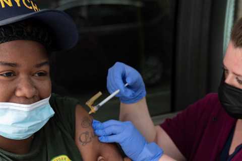 F.D.A. F.D.A. remains neutral on the need for a moderna boosting agent