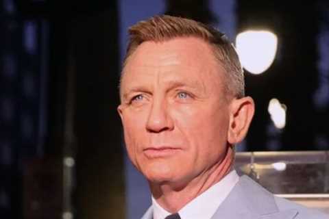 Fears of serious injury led Daniel Craig to quit James Bond.