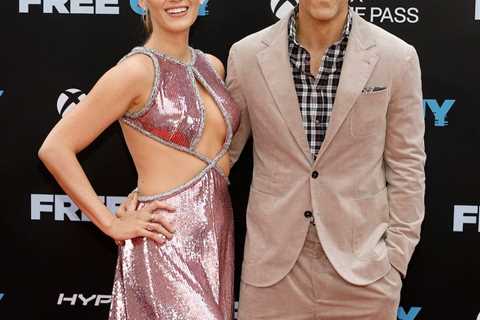 Blake Lively Trolls Ryan Reynolds After He Announces 'Sabbatical from Movie Making'