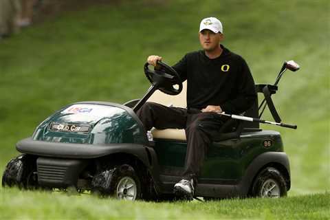 Casey Martin’s Debilitating Disease Brought the Ex-PGA Competitor to a Difficult, Irreversible..