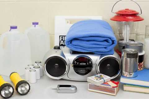 The Best Items to Add to Your Emergency Kit