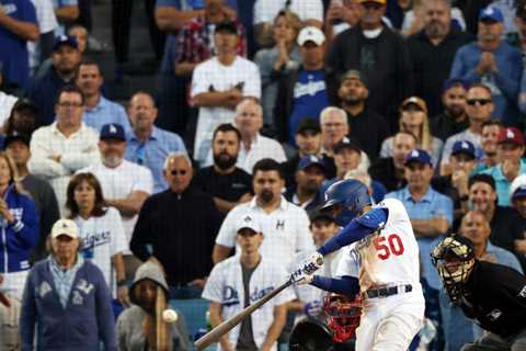 Bellinger's Blast Brings Life to the Dodgers Offense