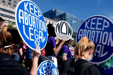 Texas urges the Supreme Court to repeal its restrictive abortion law