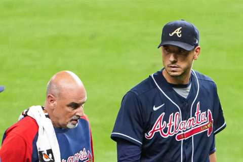 Charlie Morton got three outs with a broken leg: