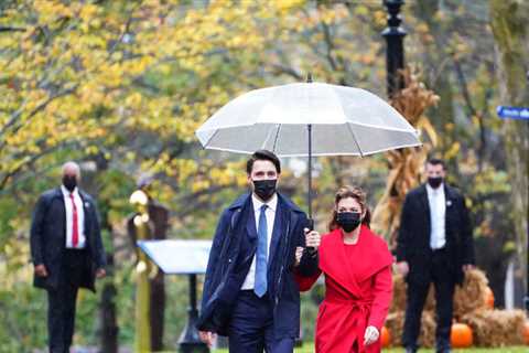 It's pouring raining. The PM names a cabinet