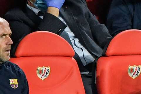 Barcelona, Drifting and Fires Ronald Koeman as Coach