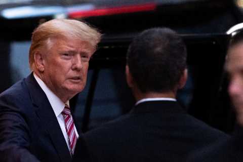 Trump Seeks to Withhold Court Filings List Documents From January 6 Inquiry